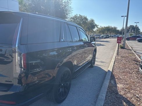 Used 2024 Cadillac Escalade Sport w/ LPO, ONYX Package image 8