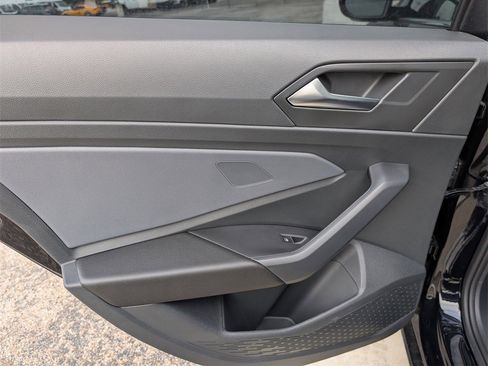 New 2026 Volkswagen Jetta SE image 24