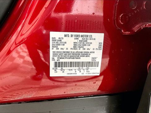 Used 2023 Ford Explorer Limited image 31