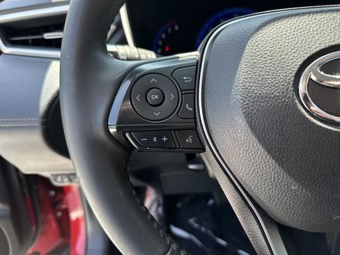 Certified 2022 Toyota Corolla Cross XLE FWD image 19