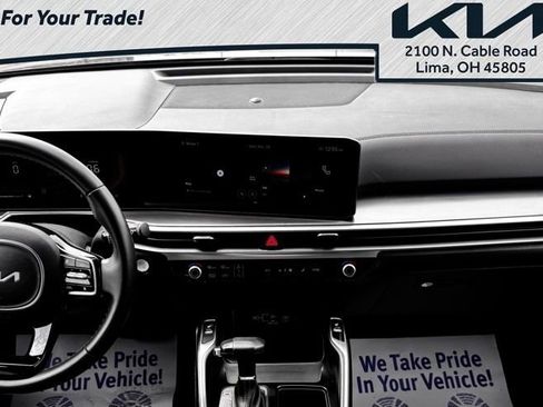 Used 2024 Kia Sorento S image 11