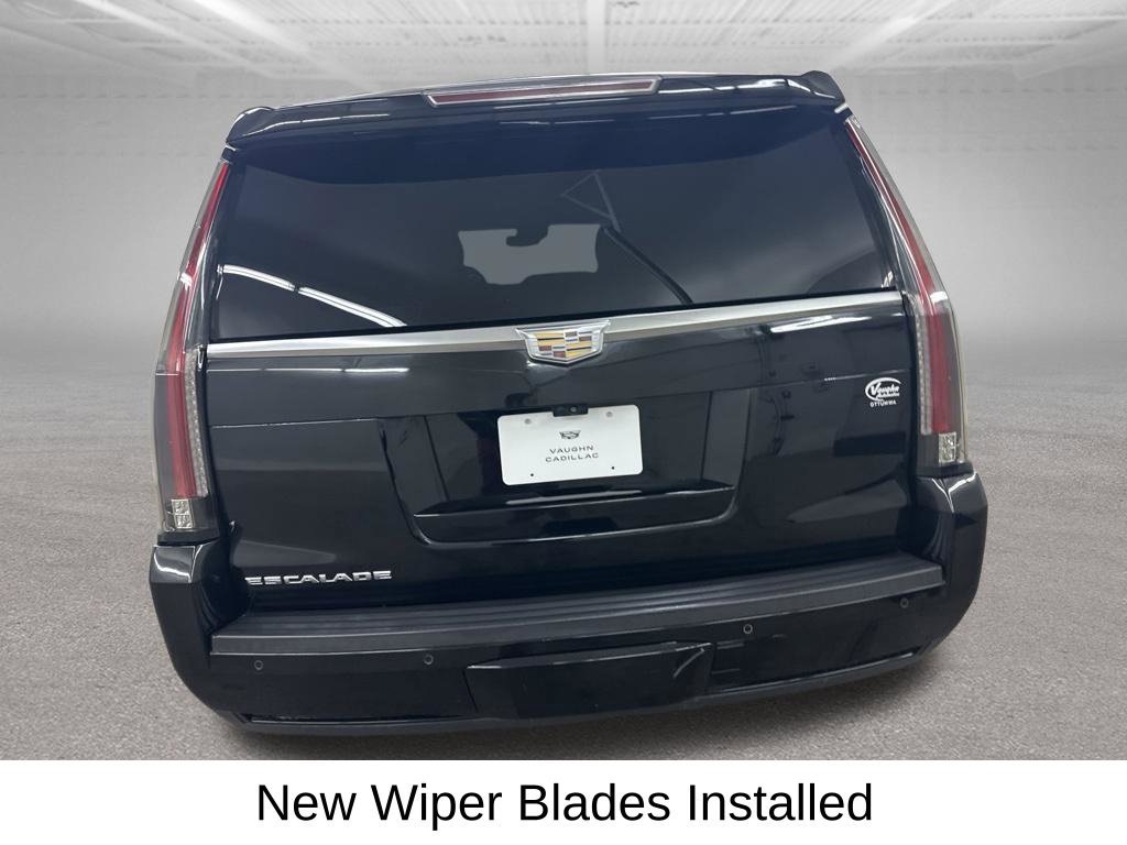 Used 2017 Cadillac Escalade Premium Luxury AWD/4WD image 11