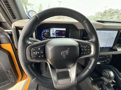 Used 2022 Ford Bronco Wildtrak image 21