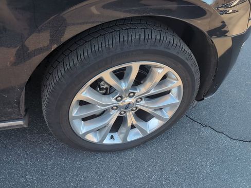 Used 2018 Ford Expedition Limited w/ Equipment Group 302A image 9