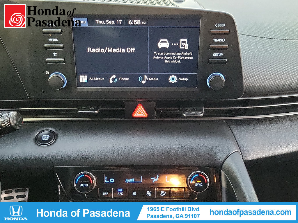 Used 2025 Hyundai Elantra Sport FWD image 15