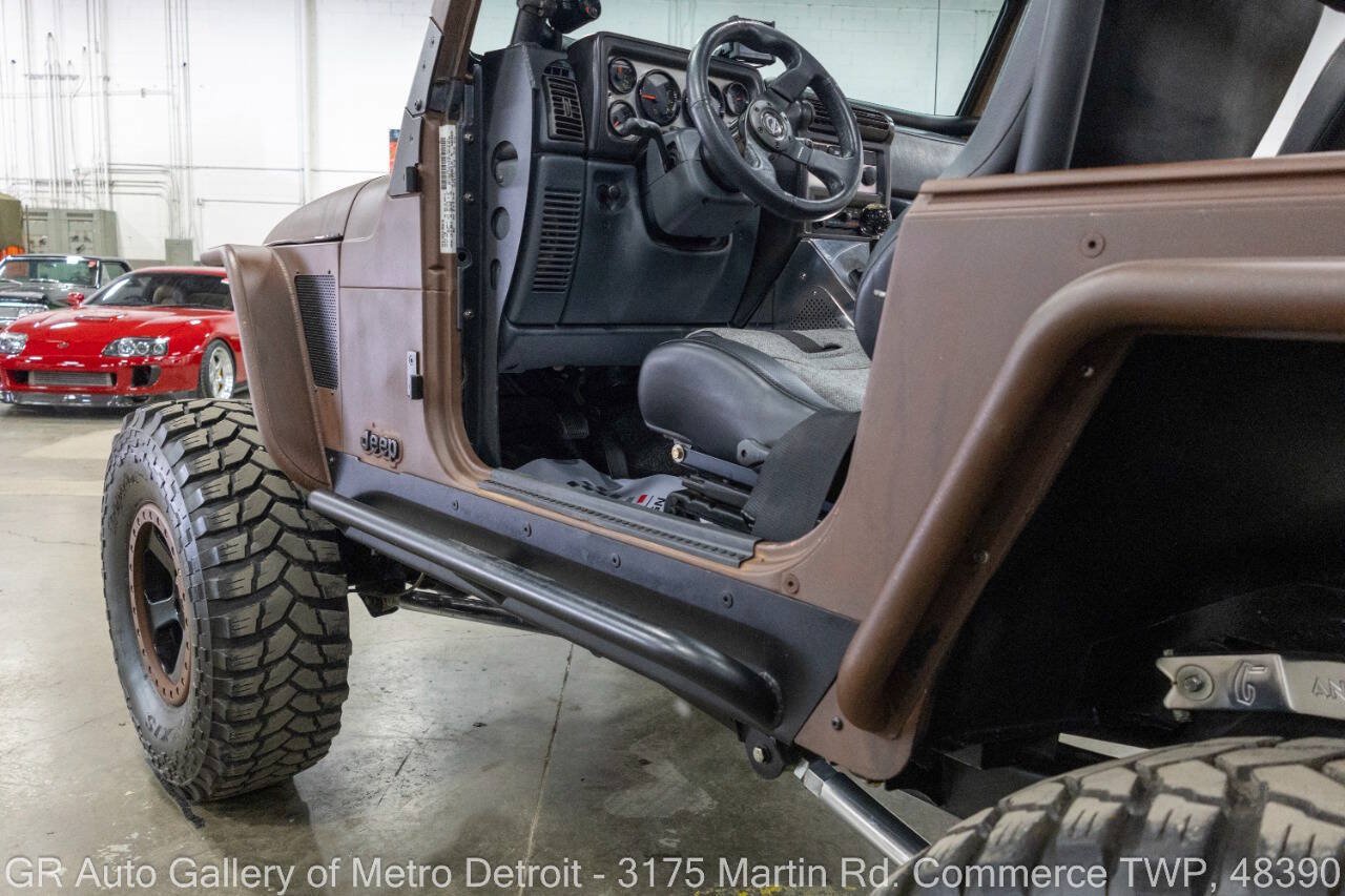 Used 1998 Jeep Wrangler SE AWD/4WD image 20