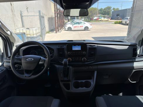 Used 2021 Ford Transit 350 XLT image 10