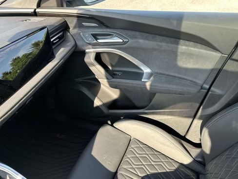Certified 2025 Audi SQ5 Premium Plus AWD/4WD image 33
