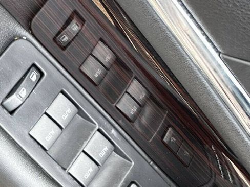 Used 2010 Lincoln MKS AWD image 11
