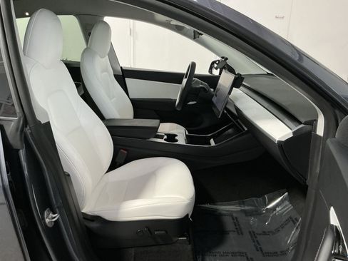 Used 2020 Tesla Model Y Long Range AWD/4WD image 27