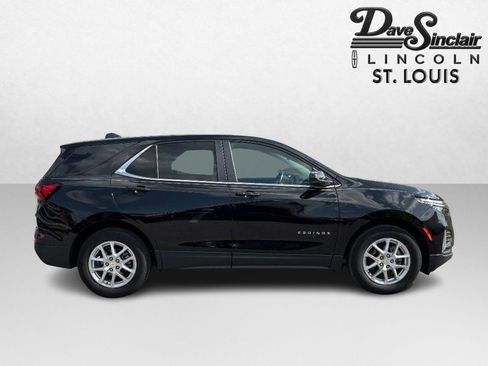 Used 2024 Chevrolet Equinox LT w/ LPO, Floor Liner Package FWD image 2