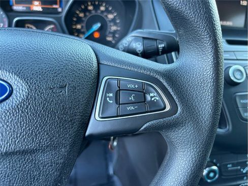 Used 2015 Ford Focus SE image 20