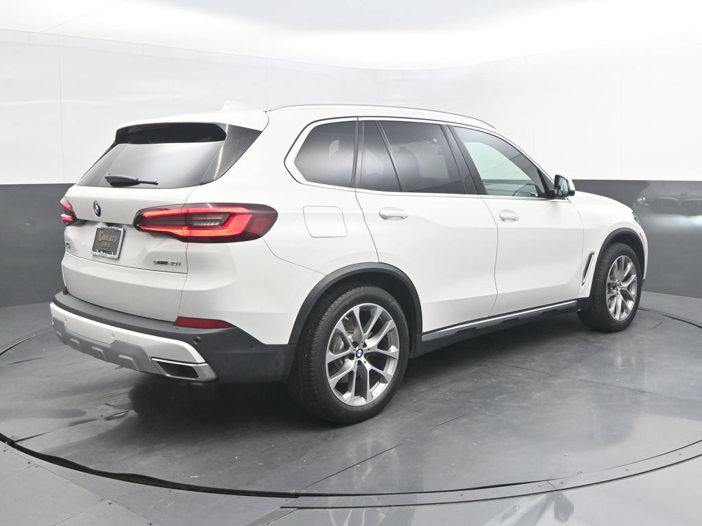 Used 2022 BMW X5 sDrive40i w/ Premium Package RWD image 7