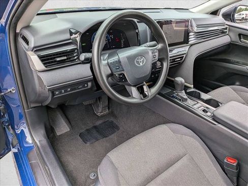 Certified 2025 Toyota Camry LE FWD image 10