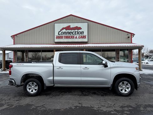Used 2021 Chevrolet Silverado 1500 LT w/ Work Truck Package image 3