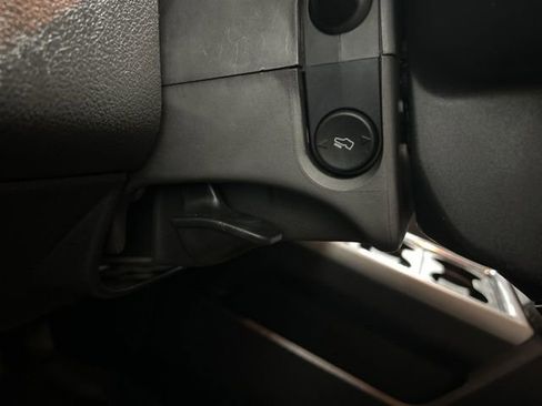 Used 2013 Ford F250 Platinum AWD/4WD image 17