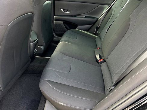 New 2026 Hyundai Elantra SE w/ Cargo Package image 7