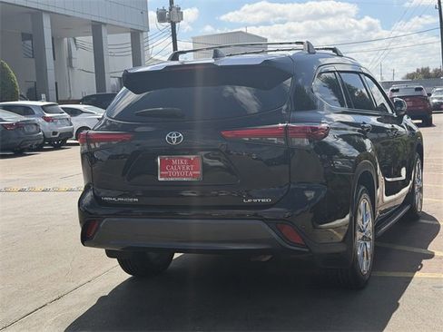 Used 2020 Toyota Highlander Limited image 7