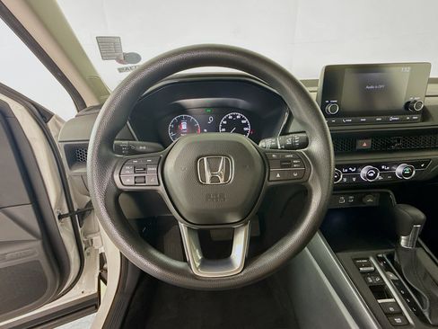 Certified 2023 Honda CR-V EX image 11
