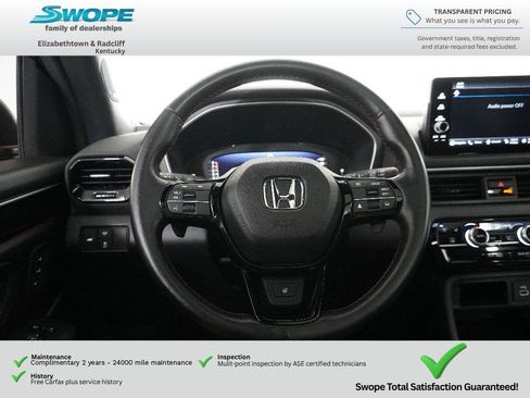 Used 2025 Honda Pilot Black Edition image 16
