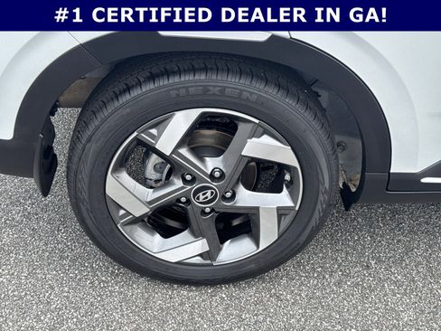 Certified 2025 Hyundai Venue Limited image 17