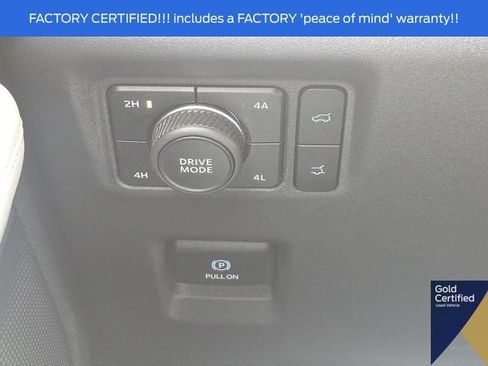 Used 2025 Ford Expedition Max Platinum AWD/4WD image 36
