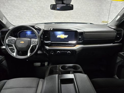 Used 2023 Chevrolet Silverado 1500 LT AWD/4WD image 34