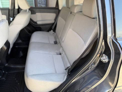 Used 2014 Subaru Forester 2.5i Premium w/ All-Weather Package AWD/4WD image 14