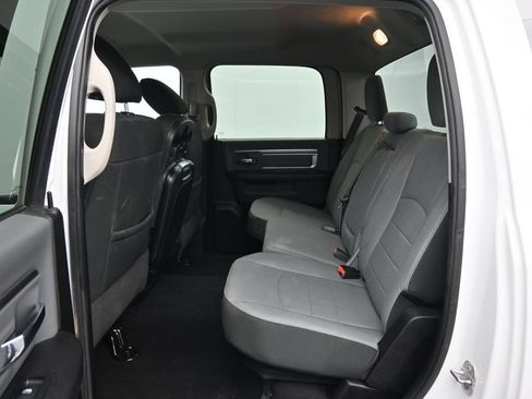 Used 2022 RAM 1500 Classic SLT AWD/4WD image 24