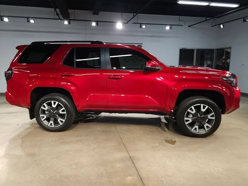 Certified 2025 Toyota 4Runner TRD Sport AWD/4WD image 8