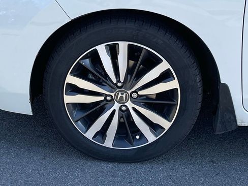 Used 2016 Honda Fit EX image 33