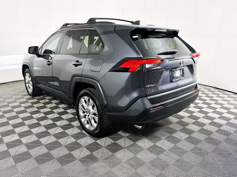 Used 2025 Toyota RAV4 XLE Premium image 5