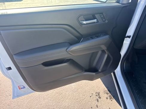 New 2026 GMC Canyon Elevation w/ Convenience Package image 9