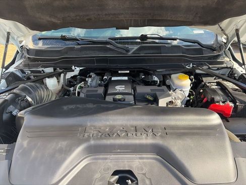 Used 2024 RAM 2500 Big Horn w/ Off Road Package image 29