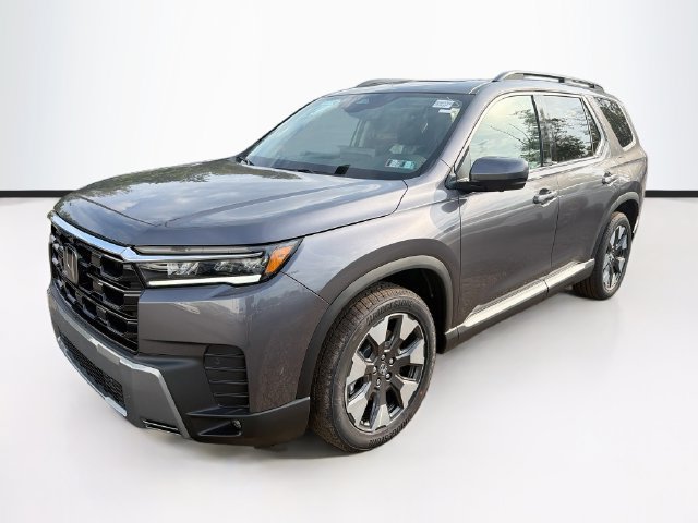 New 2026 Honda Pilot Touring image 3