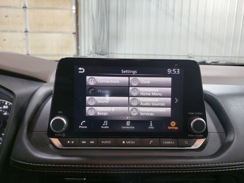 Used 2023 Nissan Rogue SV w/ SV Premium B Package AWD/4WD image 23