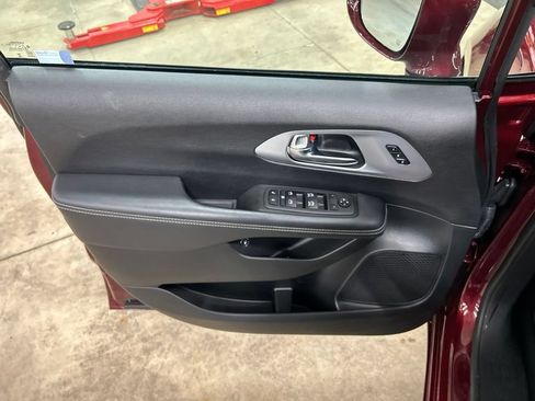 Used 2022 Chrysler Pacifica Touring-L w/ S Appearance Package FWD image 14
