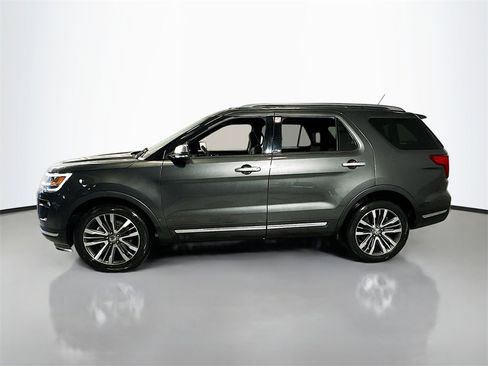 Used 2018 Ford Explorer Platinum image 5