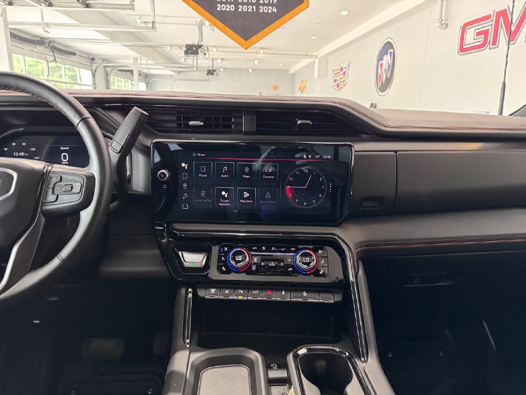 Used 2024 GMC Sierra 2500 AT4 w/ AT4 Premium Plus Package AWD/4WD image 20