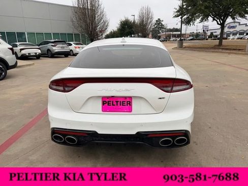 Certified 2023 Kia Stinger GT2 image 11