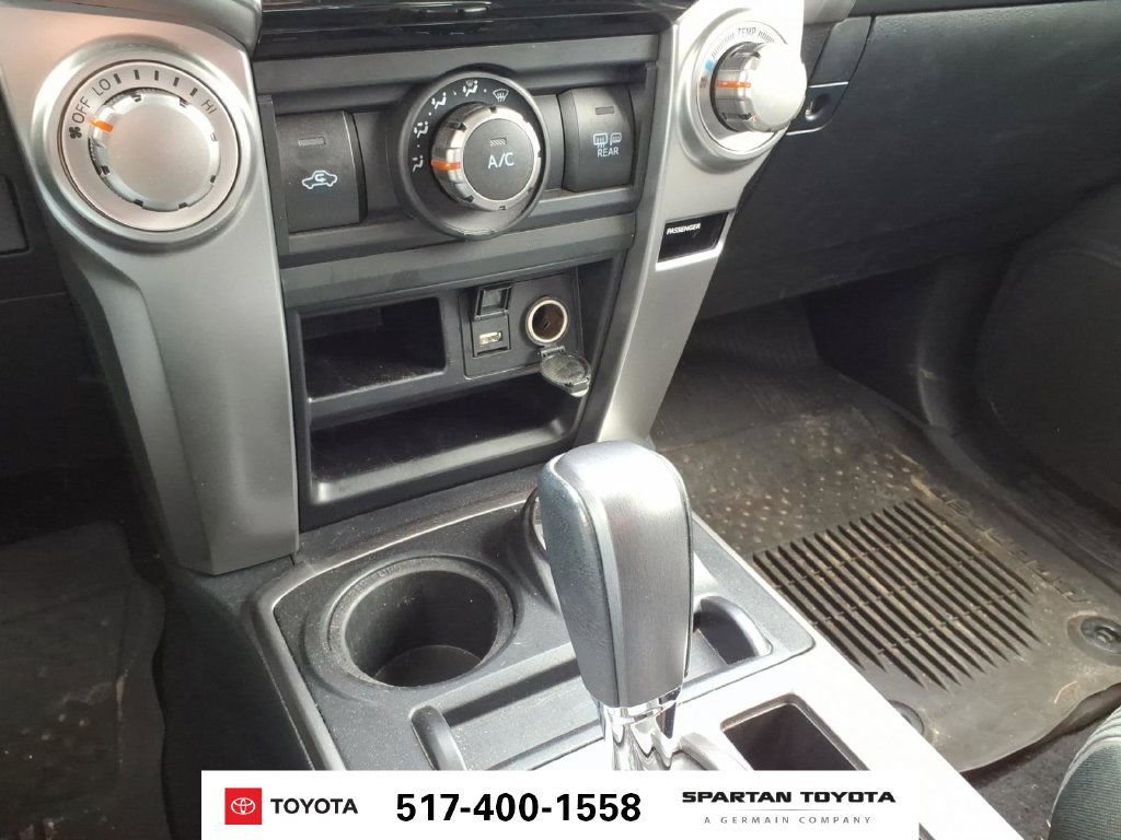 Used 2023 Toyota 4Runner SR5 AWD/4WD image 21