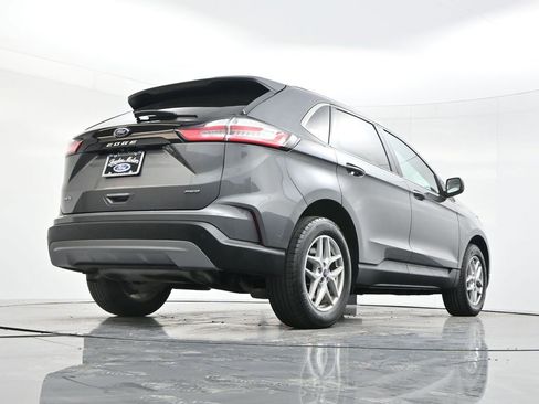 Used 2022 Ford Edge SEL w/ Convenience Package image 48