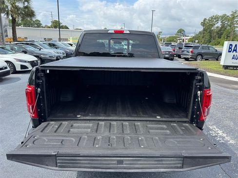 Used 2015 Ford F150 Platinum w/ Equipment Group 701A Luxury AWD/4WD image 23