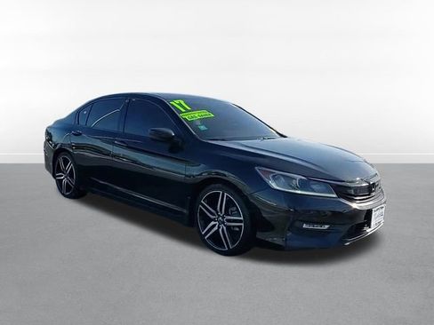 Used 2017 Honda Accord Sport image 3