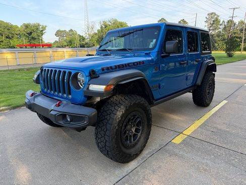 Used 2022 Jeep Wrangler Unlimited Rubicon w/ Xtreme Recon 35" Tire Package AWD/4WD image 3
