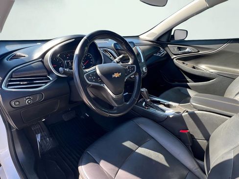 Used 2018 Chevrolet Malibu LT w/ True North Edition FWD image 15