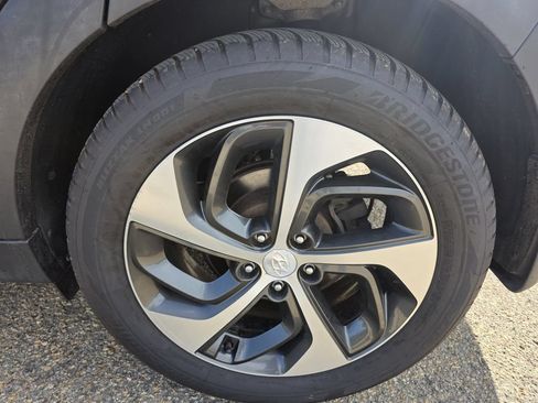 Used 2017 Hyundai Tucson Limited w/ Limited Ultimate Package 03 FWD image 40
