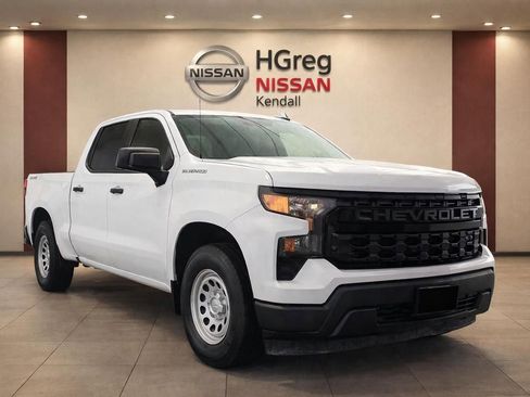 Used 2023 Chevrolet Silverado 1500 W/T w/ Trailering Package image 4