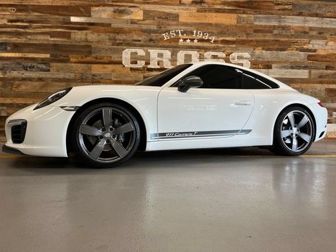 Used 2019 Porsche 911 Carrera T RWD image 82