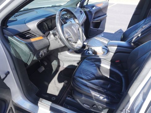 Used 2017 Lincoln MKC Select w/ Select Plus Package image 23